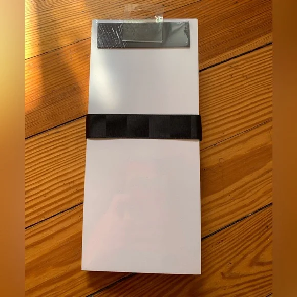 New! ‘It’s All About Me’Magnetic Note Pad bundle
3 for $15 with 💕 - Picture 3 of 7